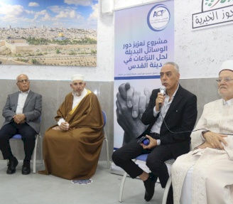 جلسة توعوية في جمعية وادي الجوز الخيرية ضمن النشاط الاحتفالي بمناسبة المولد النبوي الشريف