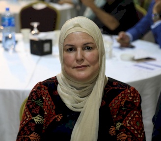 العنف والجريمة والصحة النفسية في صلب النقاش حول حماية السلم الأهلي في فلسطين