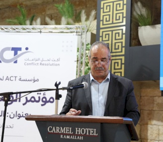 العنف والجريمة والصحة النفسية في صلب النقاش حول حماية السلم الأهلي في فلسطين